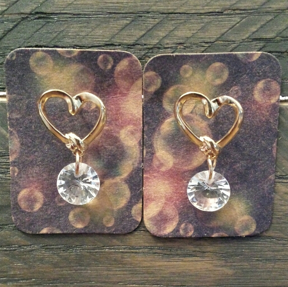 Heart & CZ, rose gold earrings - Picture 2 of 5